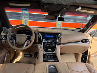 CADILLAC ESCALADE 2018