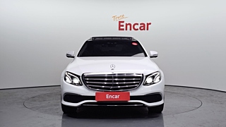 MERCEDES BENZ E-CLASS W213 2019