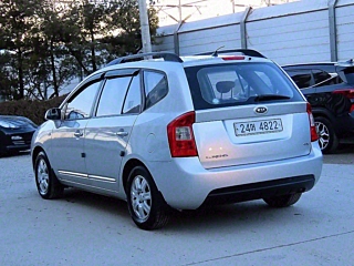 KIA CARENS 2008