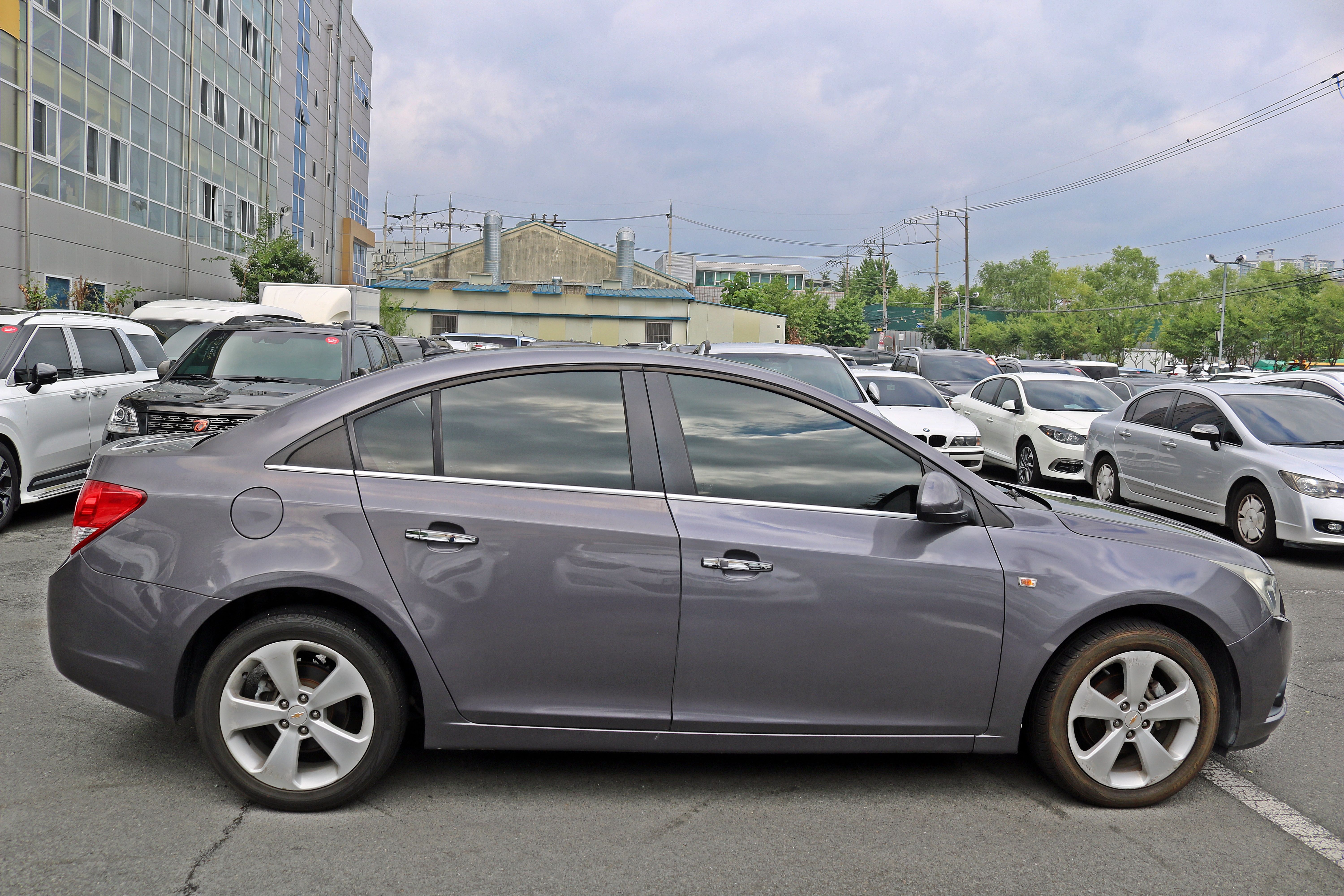 DAEWOO LACETTI PREMIER 2011