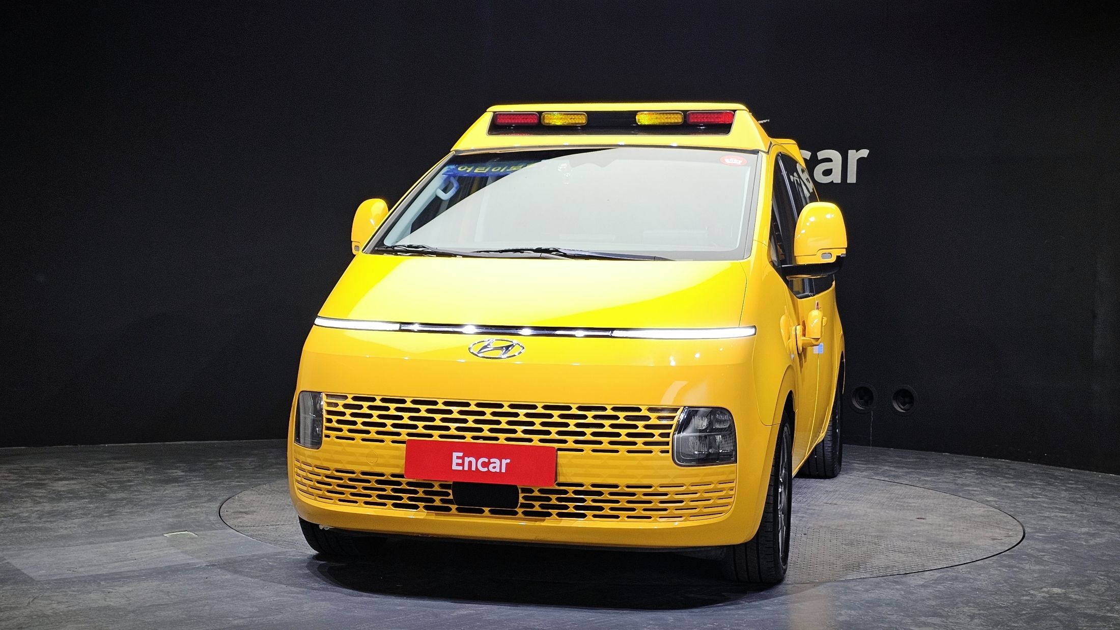 HYUNDAI STARIA 2022