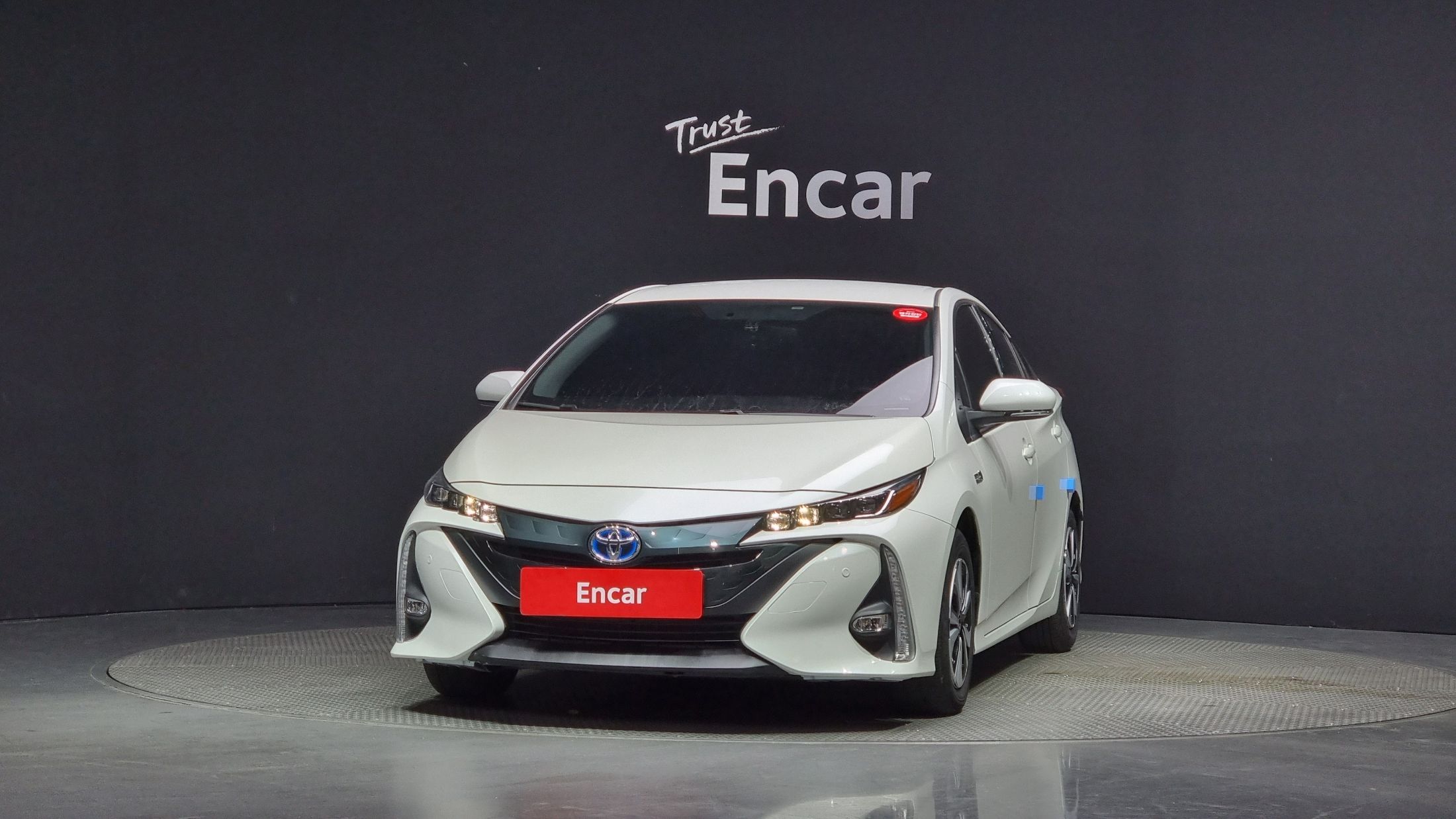 TOYOTA PRIUS PRIME 2018