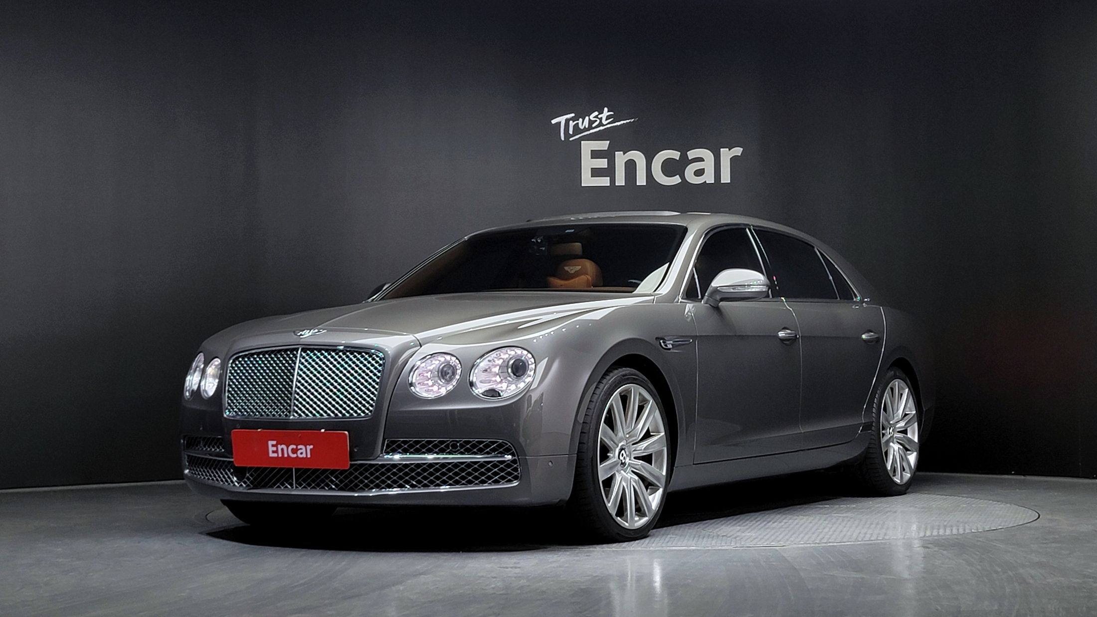 BENTLEY FLYING SPUR