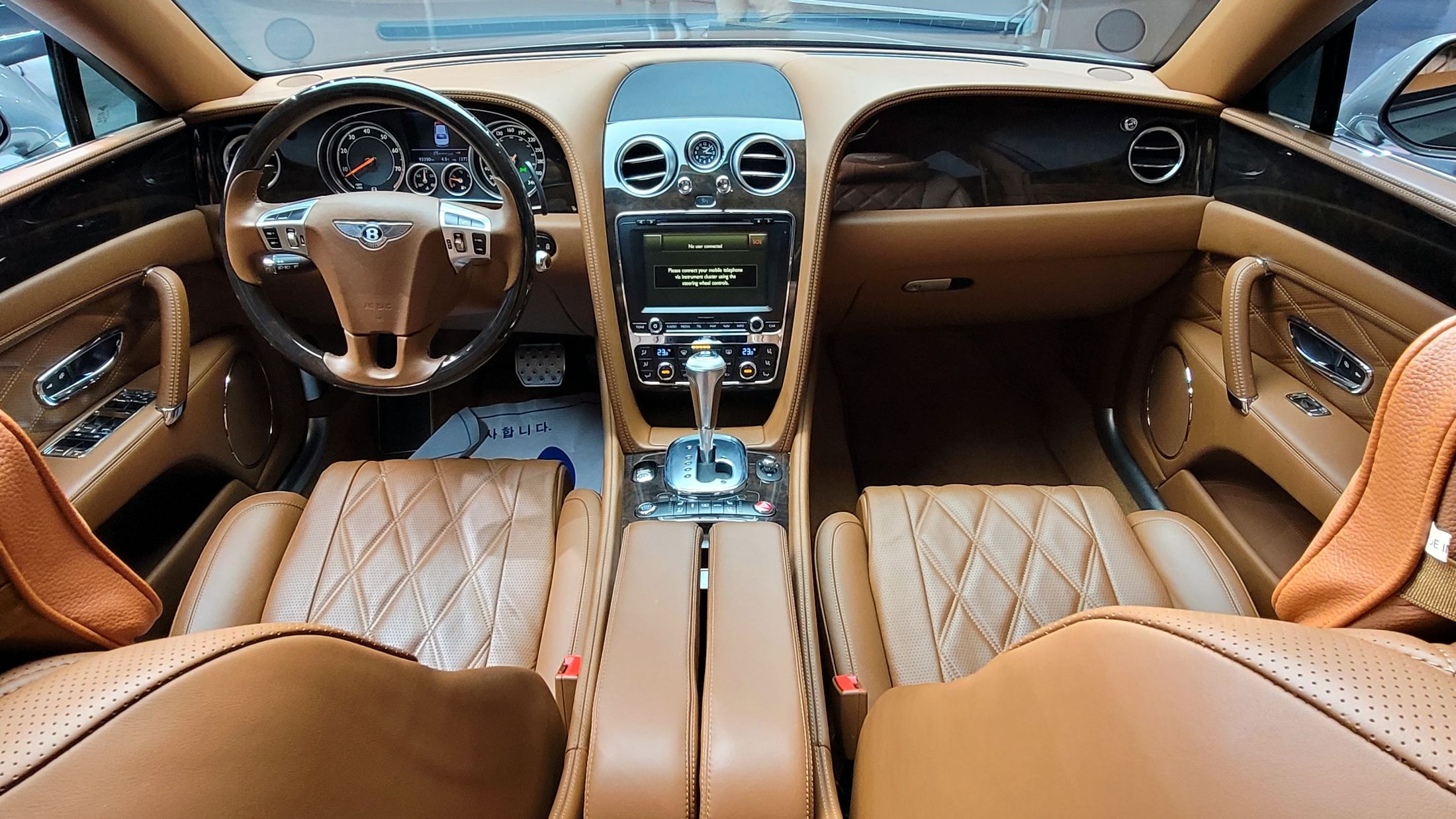 BENTLEY FLYING SPUR 2015