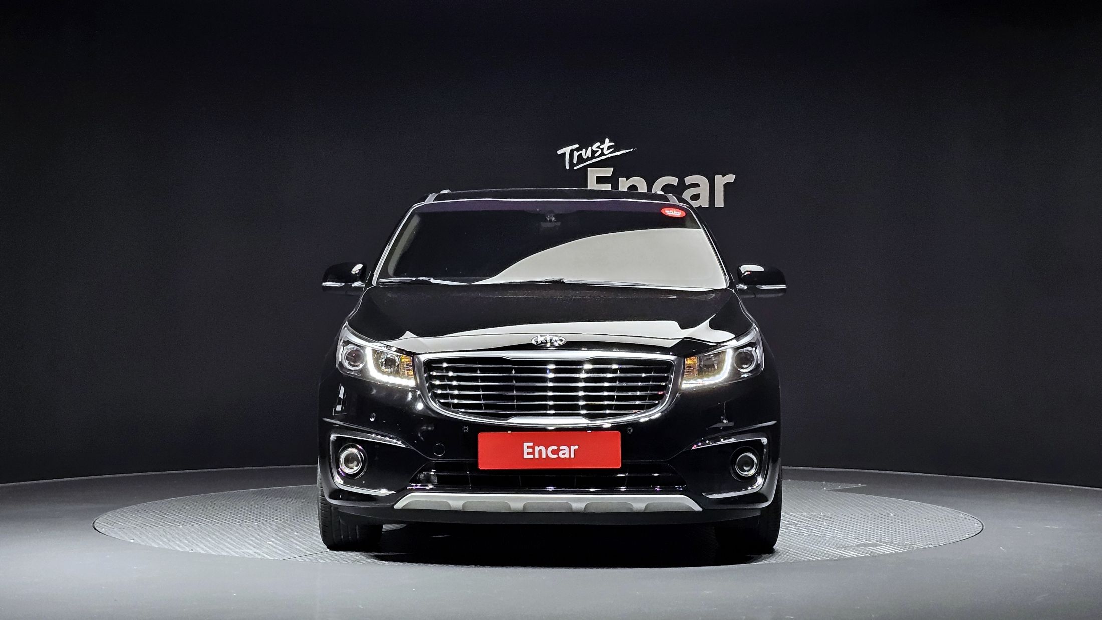 KIA CARNIVAL 2016