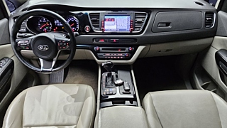 KIA CARNIVAL 2016