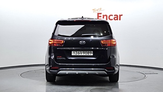 KIA CARNIVAL 2019