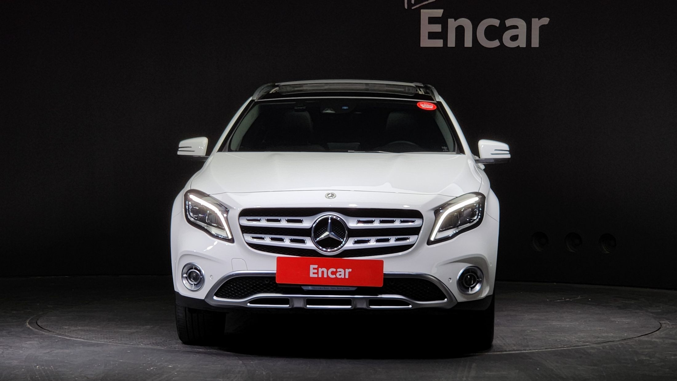 MERCEDES BENZ GLA-CLASS X156 2018