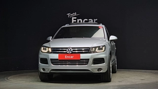 VOLKSWAGEN TOUAREG 2012