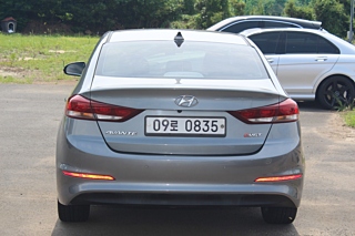 HYUNDAI AVANTE AD 2016