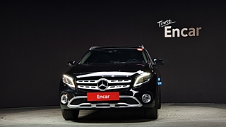MERCEDES BENZ GLA-CLASS X156 2019