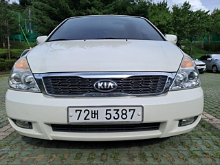 KIA CARNIVAL R 2014