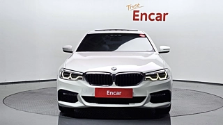 BMW 5-SERIES G30 2018