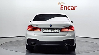 BMW 5-SERIES G30 2018