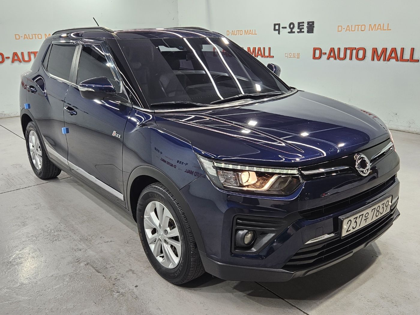 SSANGYONG TIVOLI VERY NEW 2019