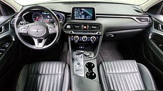GENESIS G70 2020