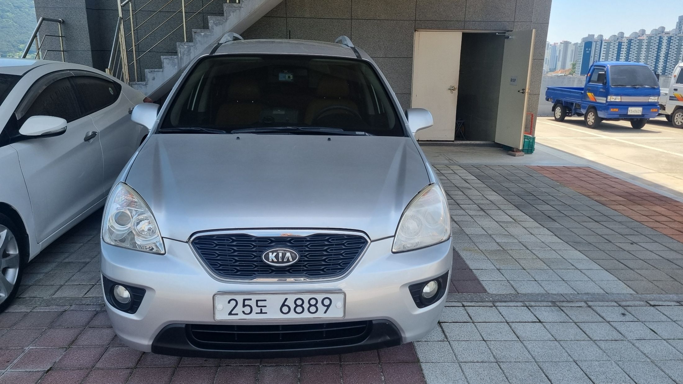 KIA CARENS 2011