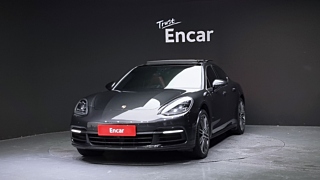 PORSCHE PANAMERA 971 2017
