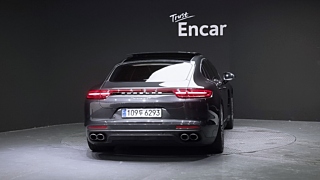 PORSCHE PANAMERA 971 2017