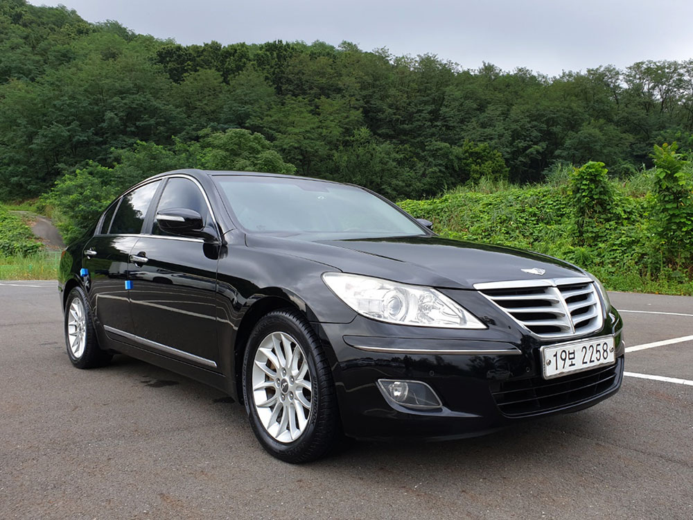 HYUNDAI GENESIS 2008
