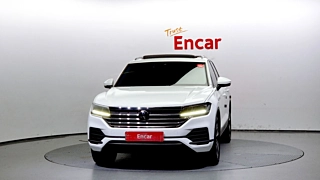 VOLKSWAGEN TOUAREG 2020