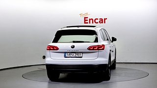 VOLKSWAGEN TOUAREG 2020