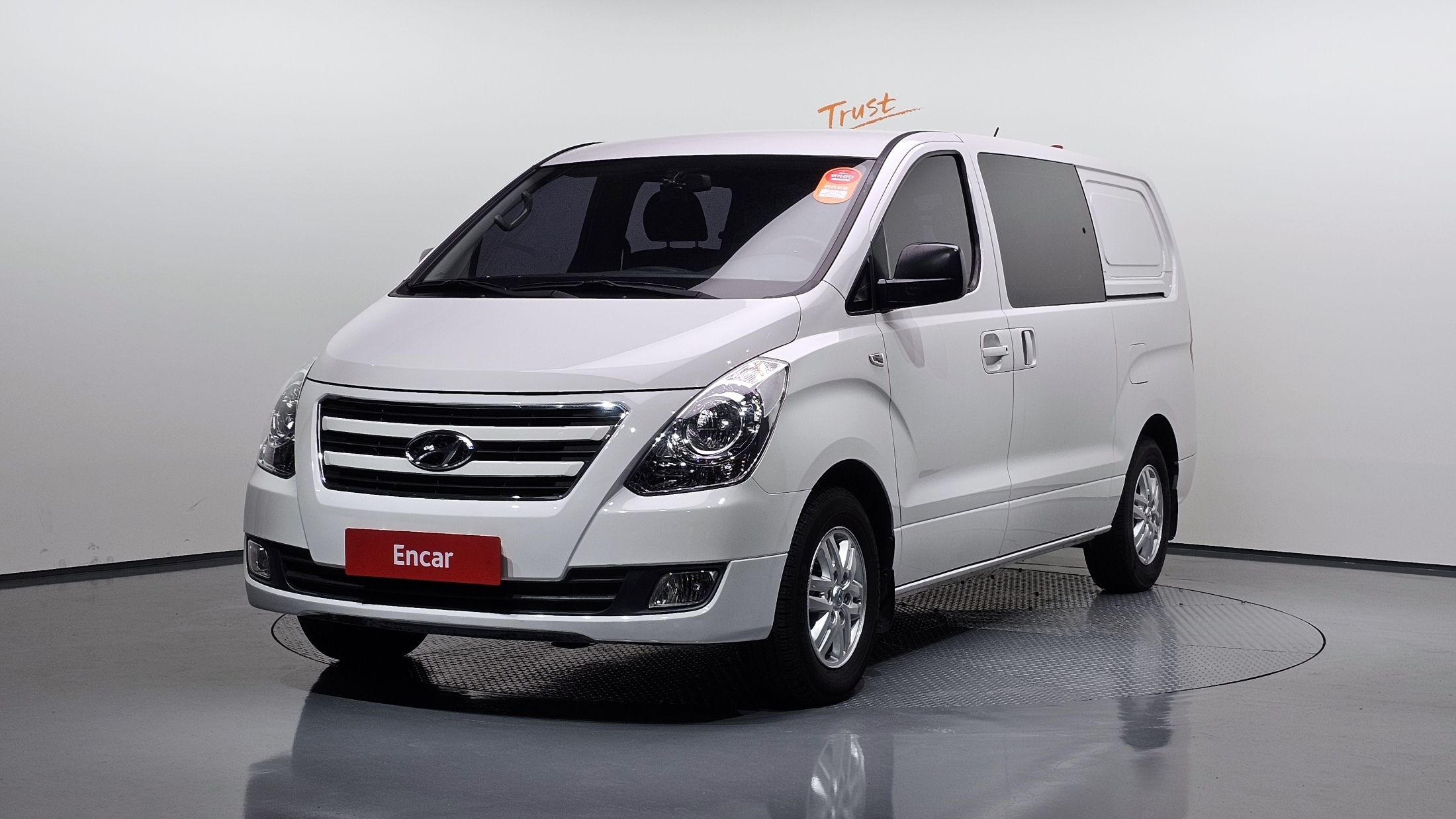 HYUNDAI STAREX GRAND