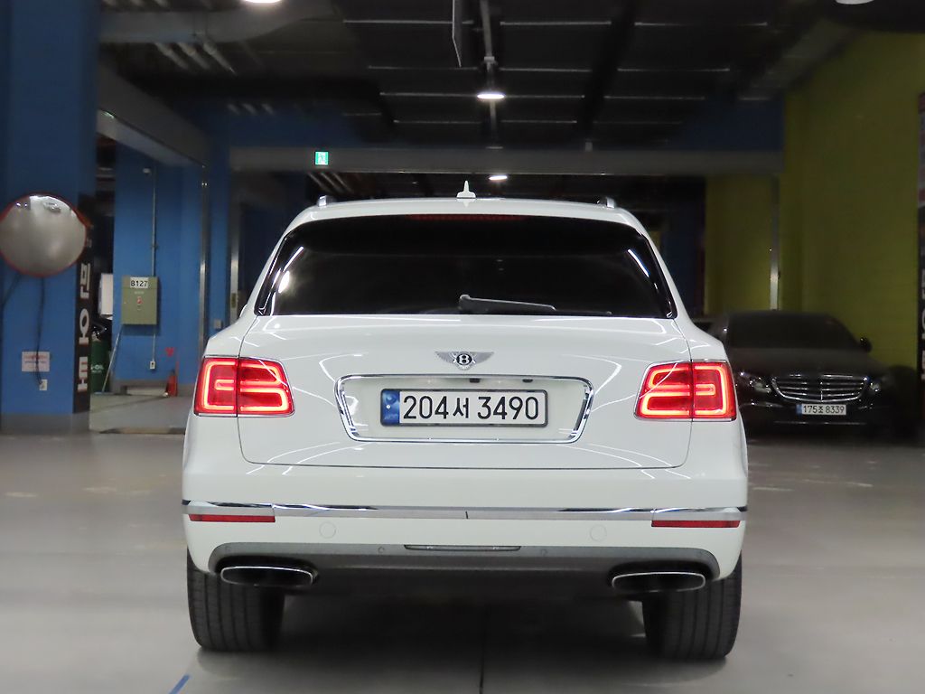 BENTLEY BENTAYGA 2018