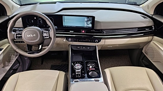 KIA CARNIVAL 2024