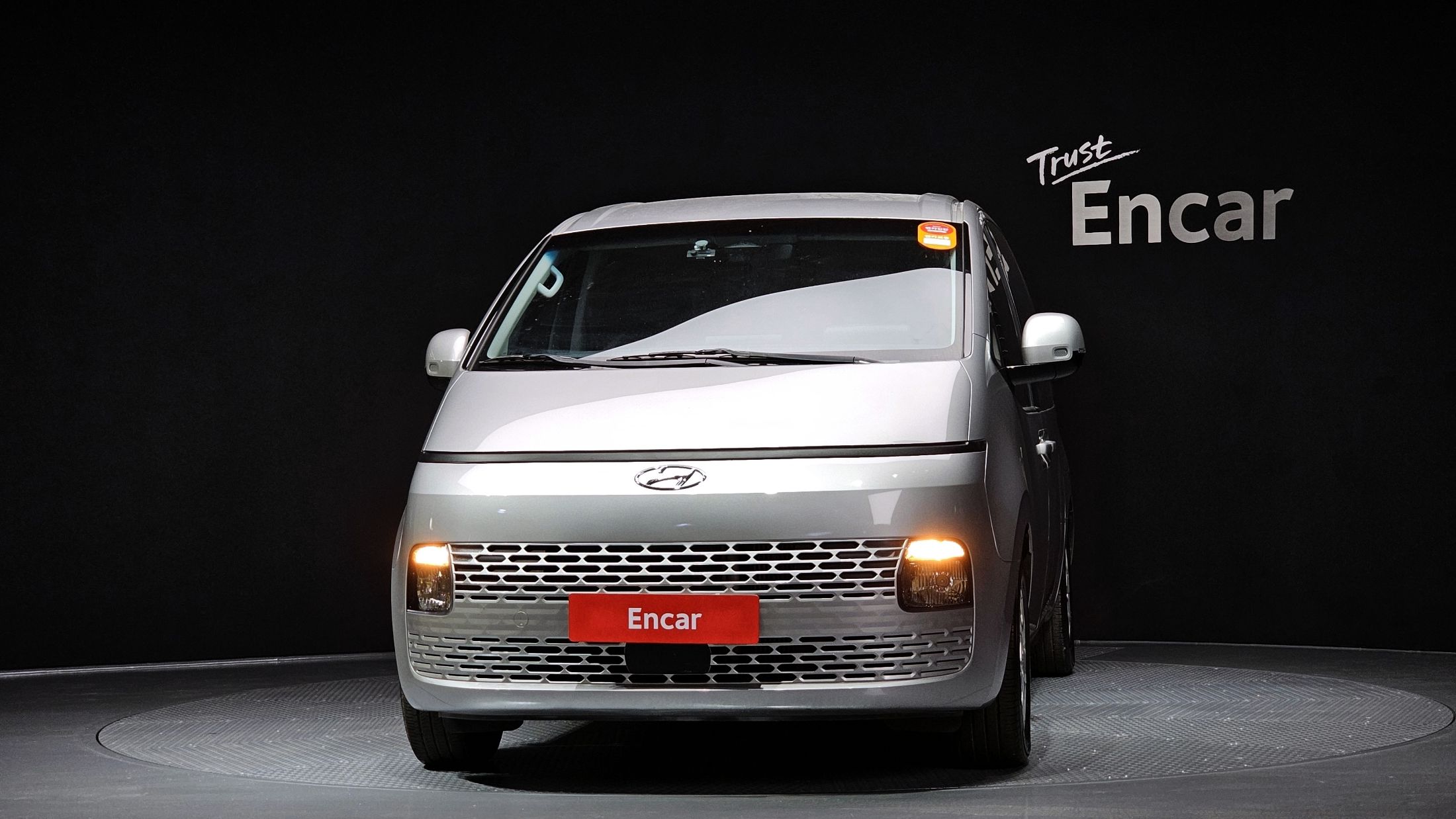 HYUNDAI STARIA 2022