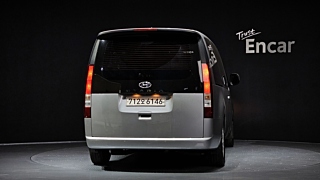 HYUNDAI STARIA 2022