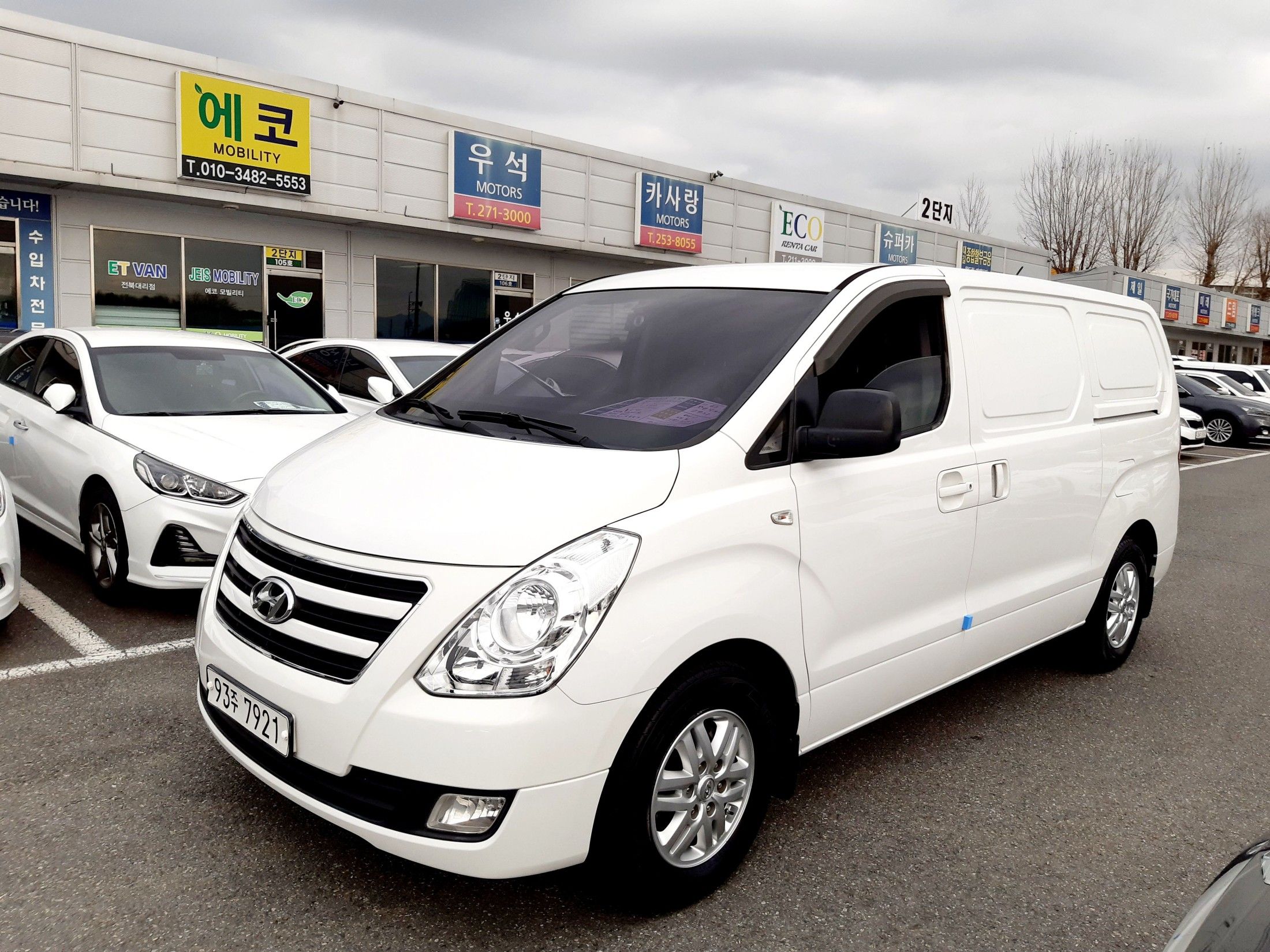HYUNDAI STAREX GRAND