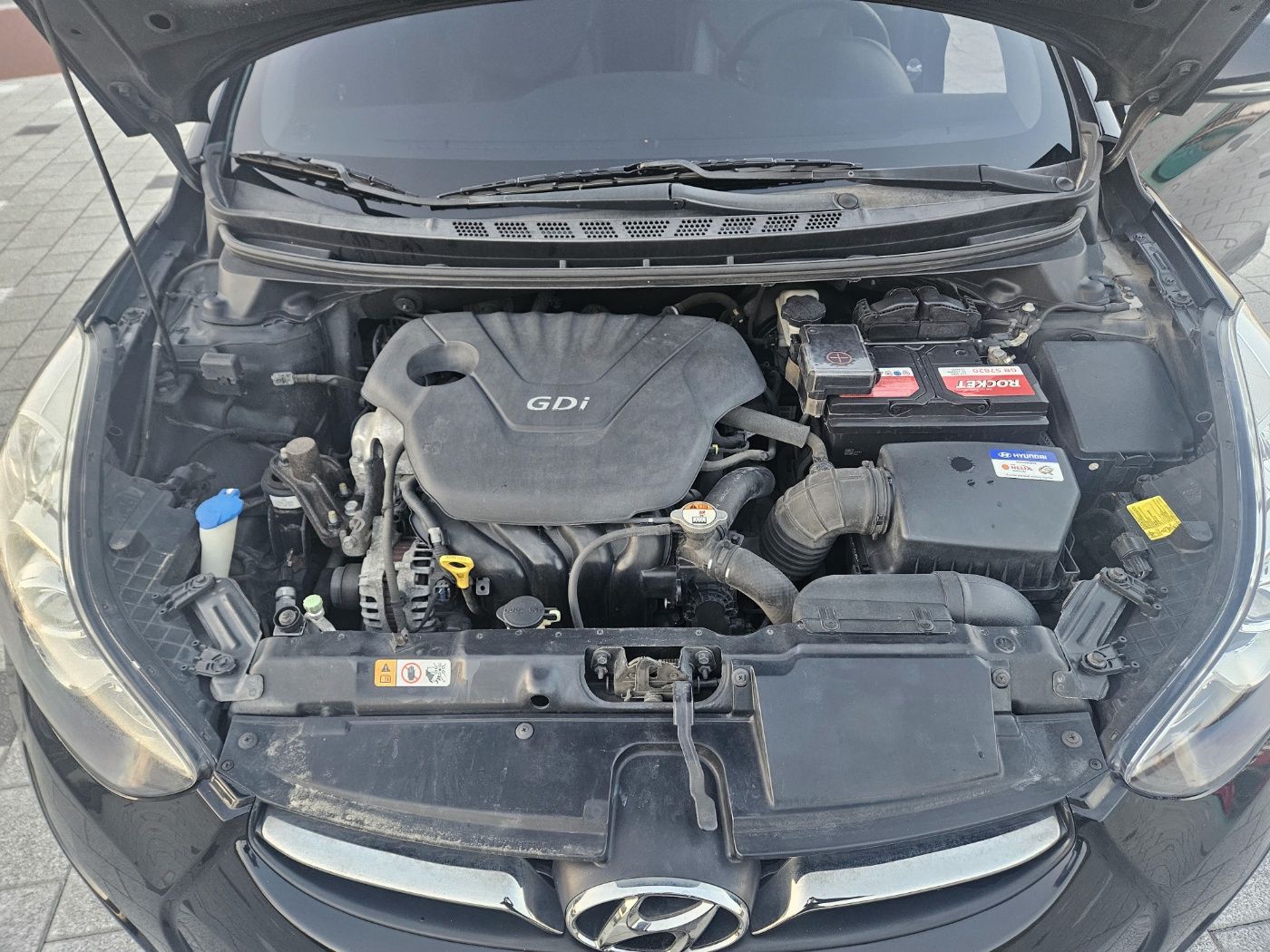 HYUNDAI AVANTE MD 2012