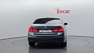 BMW 5-SERIES G30 2017