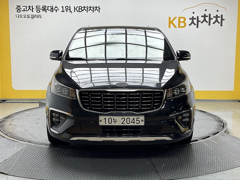 KIA CARNIVAL 2018