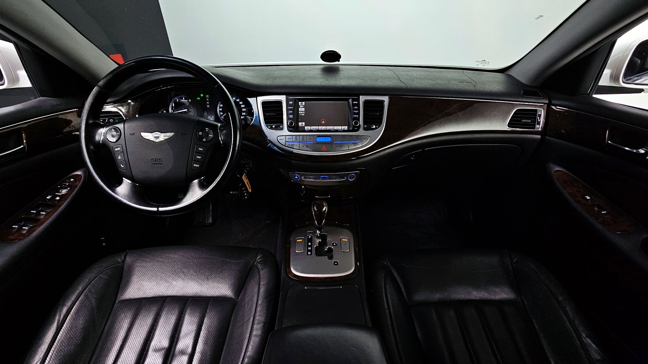 HYUNDAI GENESIS 2009