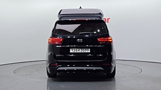 KIA CARNIVAL 2018