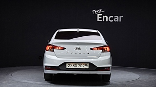 HYUNDAI AVANTE AD 2019
