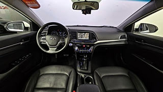 HYUNDAI AVANTE AD 2016