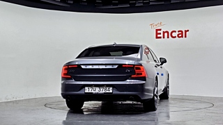 VOLVO S90 2017