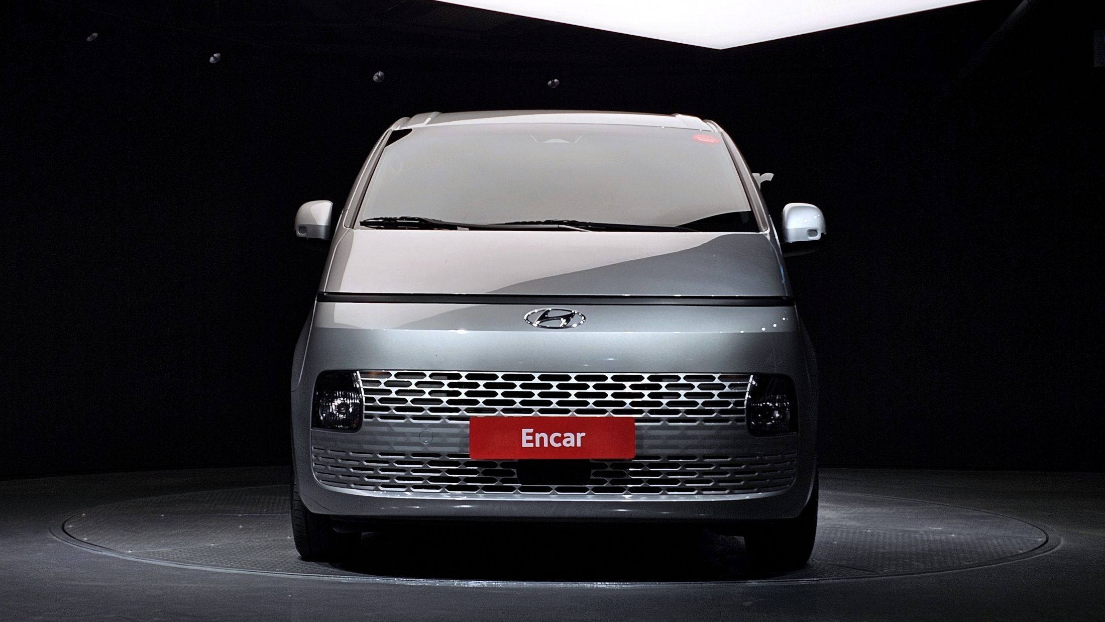 HYUNDAI STARIA 2022