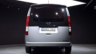 HYUNDAI STARIA 2022