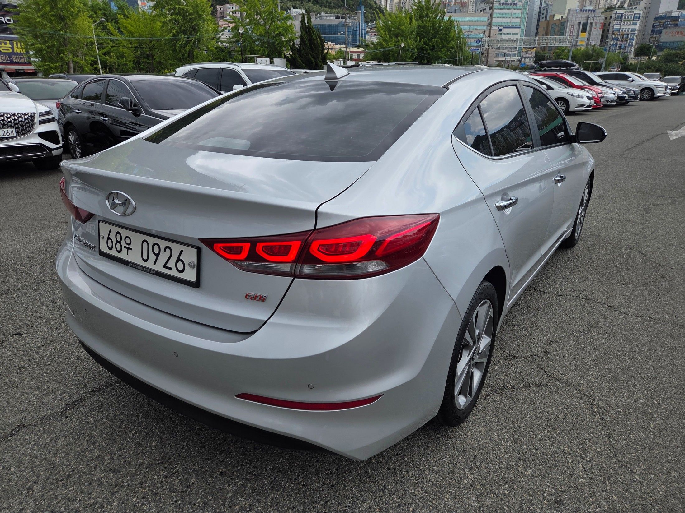 HYUNDAI AVANTE AD 2016