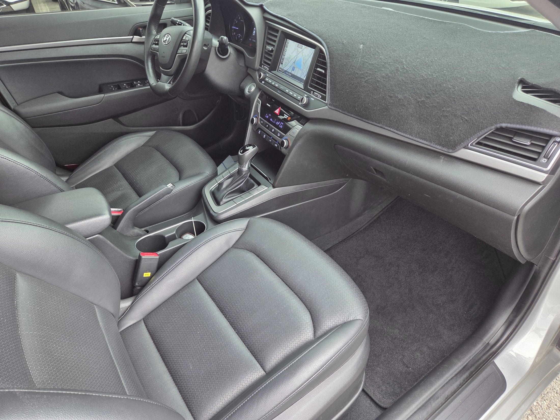 HYUNDAI AVANTE AD 2016