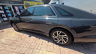 HYUNDAI GRANDEUR HYBRID GN7 2023