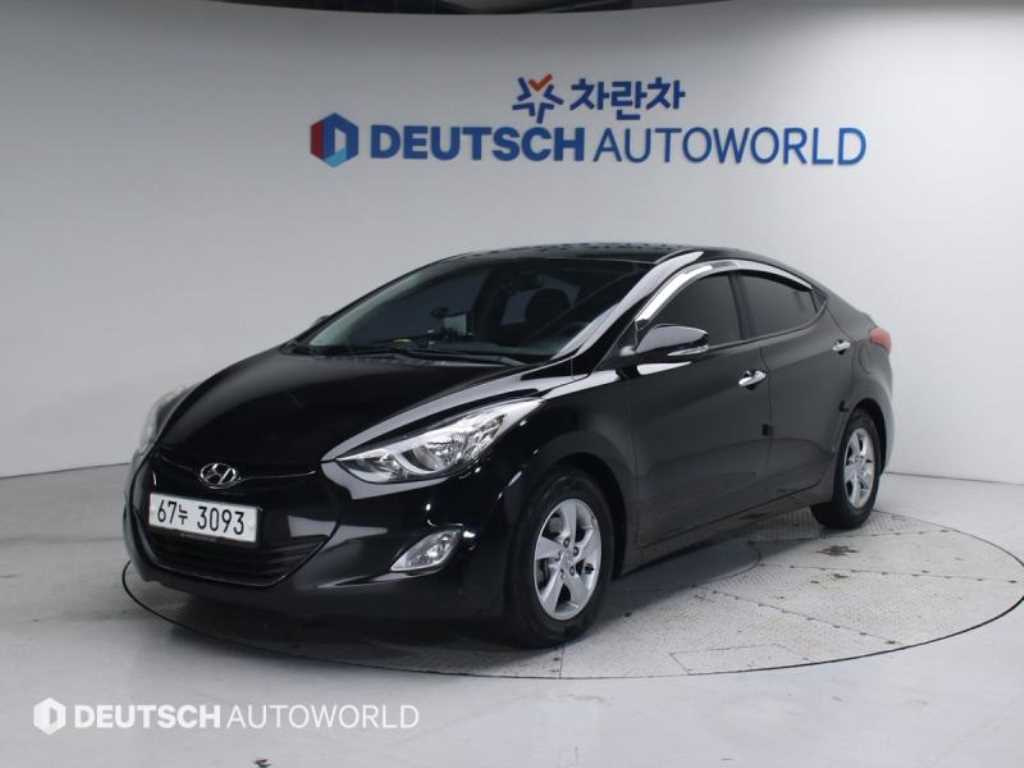 HYUNDAI AVANTE MD 2012