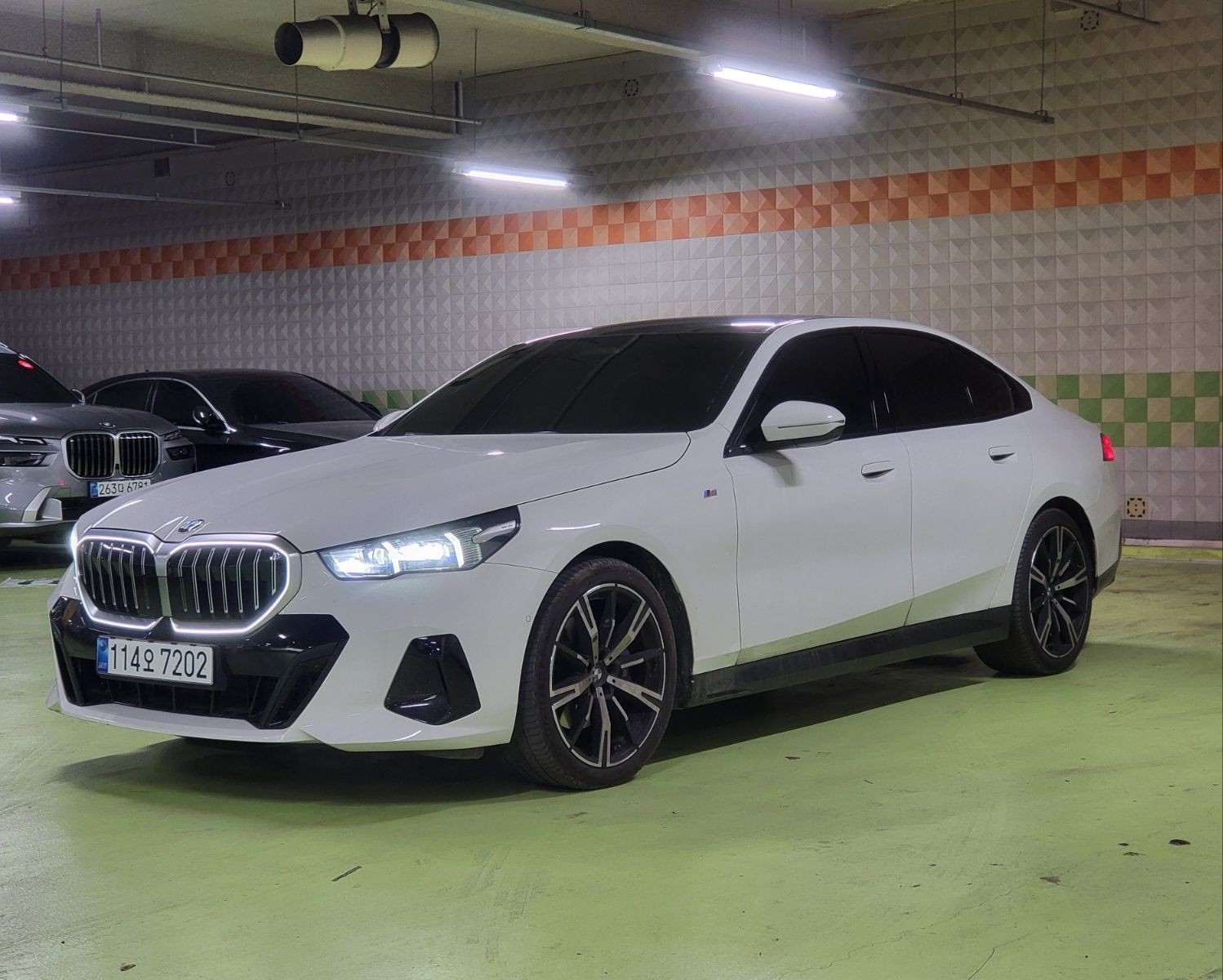 BMW 5-SERIES G60 2024