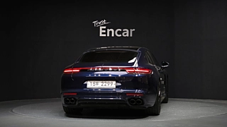 PORSCHE PANAMERA 971 2018