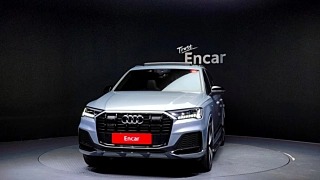 AUDI Q7 4M 2023