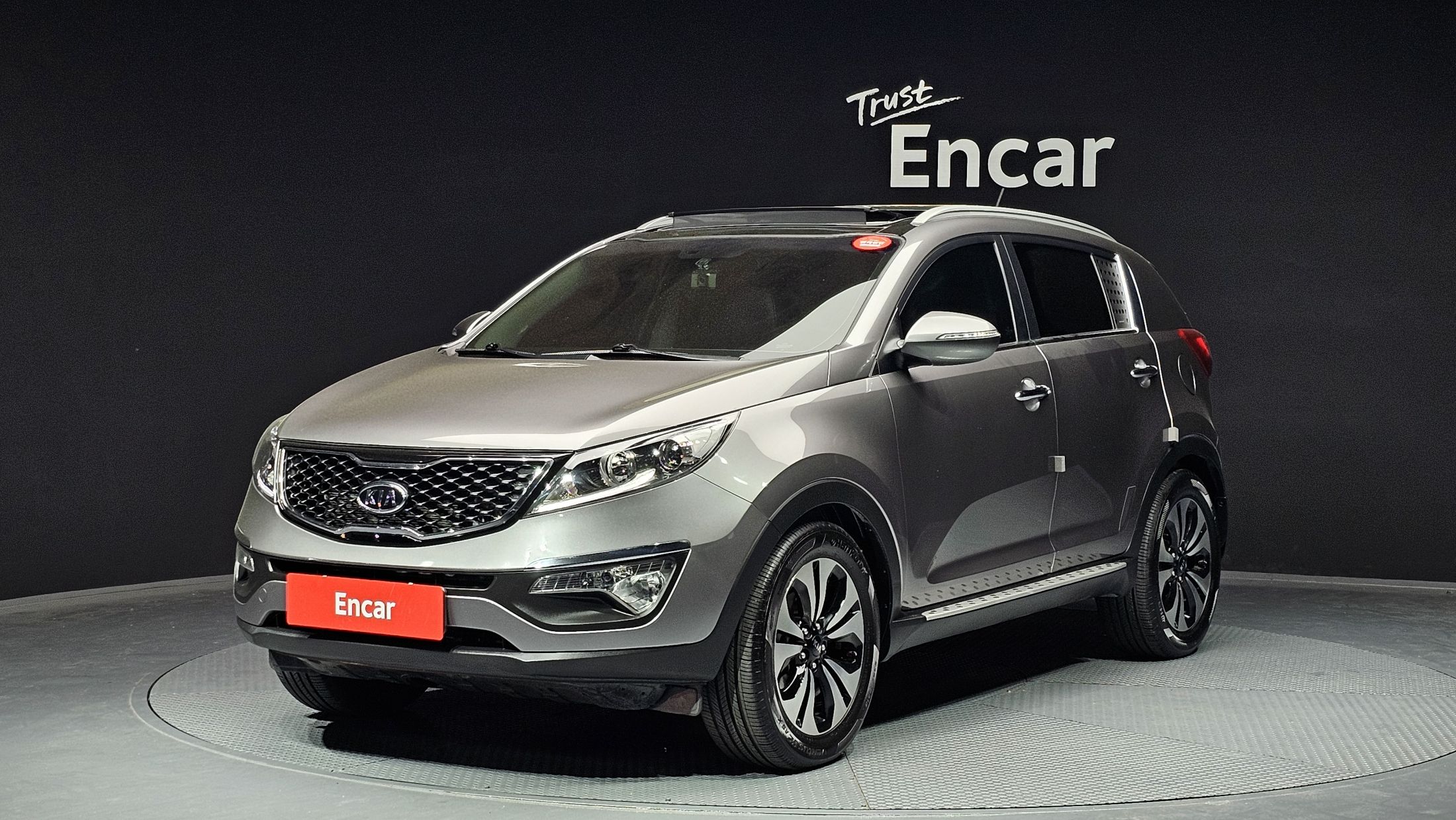 KIA SPORTAGE R